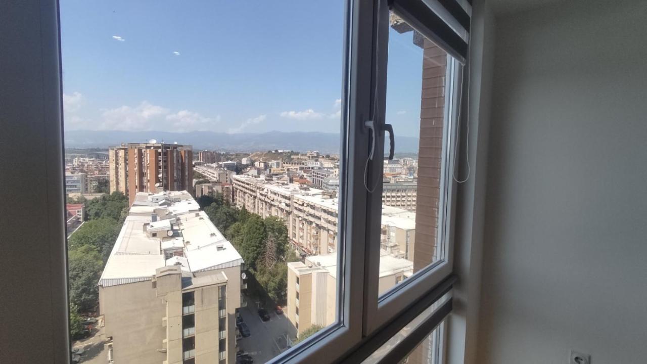 Sky View Luxury Center Skopje Apartments Ngoại thất bức ảnh