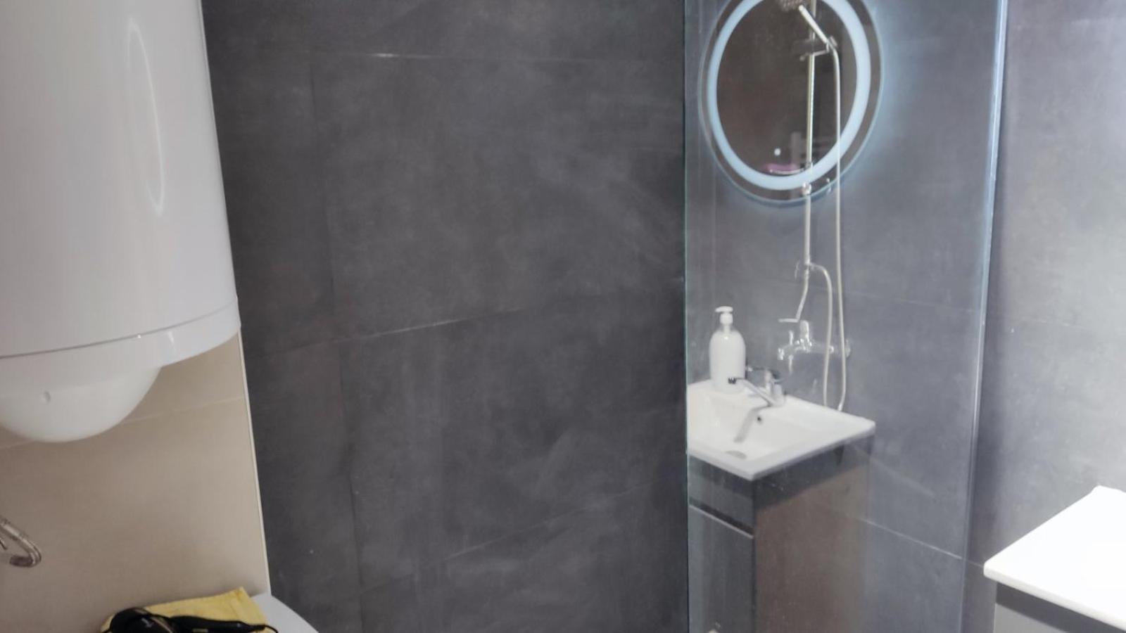 Sky View Luxury Center Skopje Apartments Ngoại thất bức ảnh